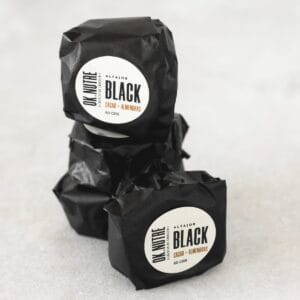 Alfajor Black OK Nutre, cacao y almendras, 60 g